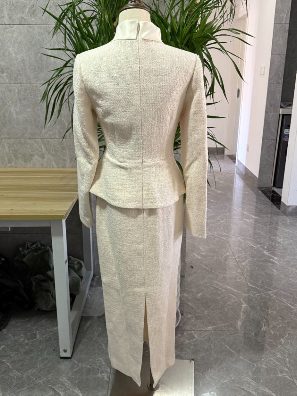 Self Portrait Cream Boucle Tailored Midi Dress - Picture 4 of 10